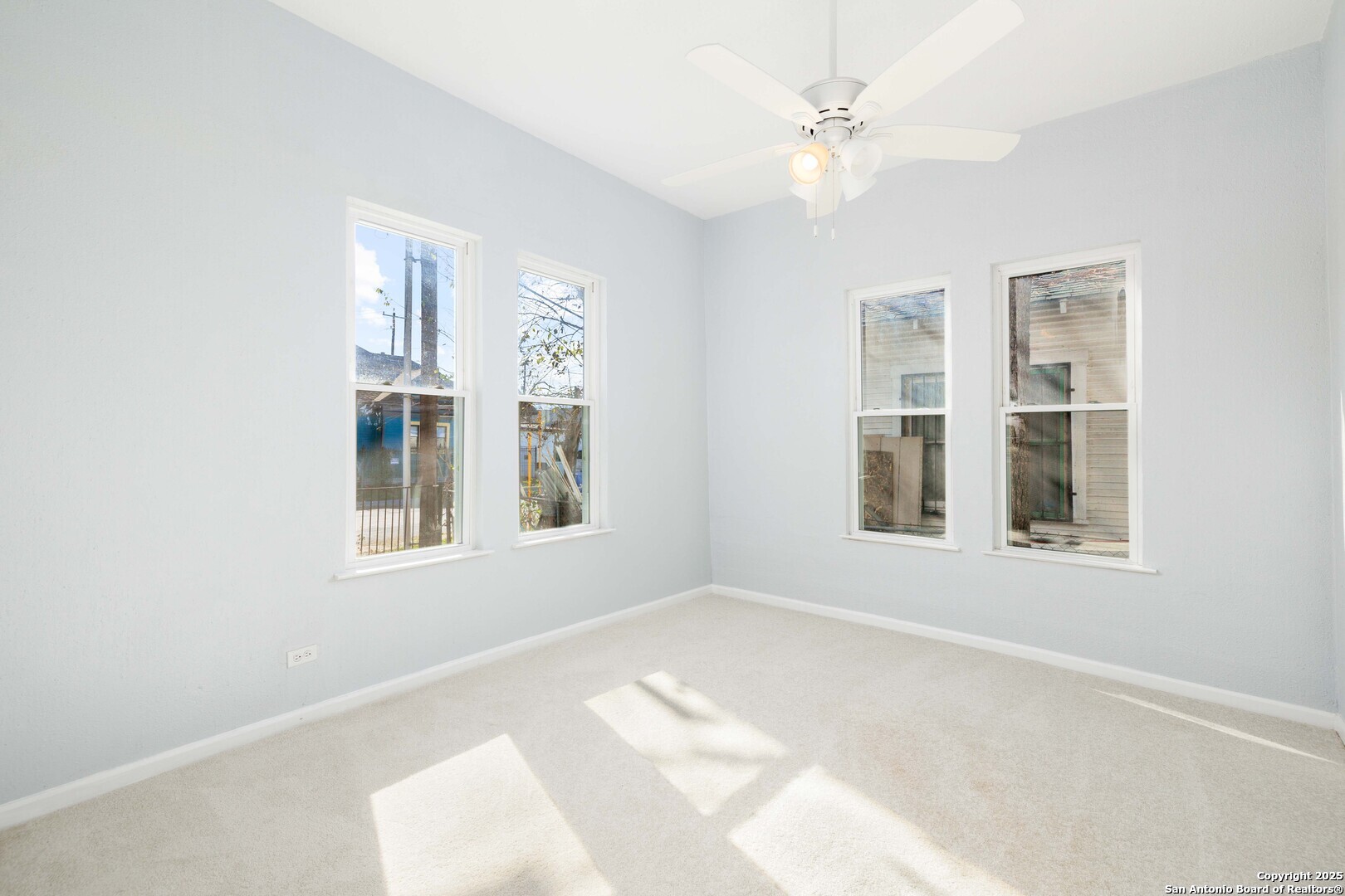 109 Blue Bonnet San Antonio TX 78202