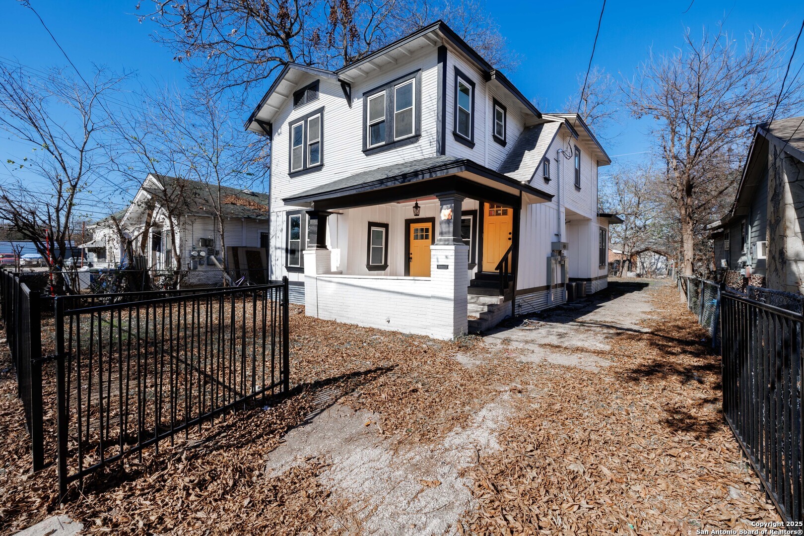 109 Blue Bonnet San Antonio TX 78202