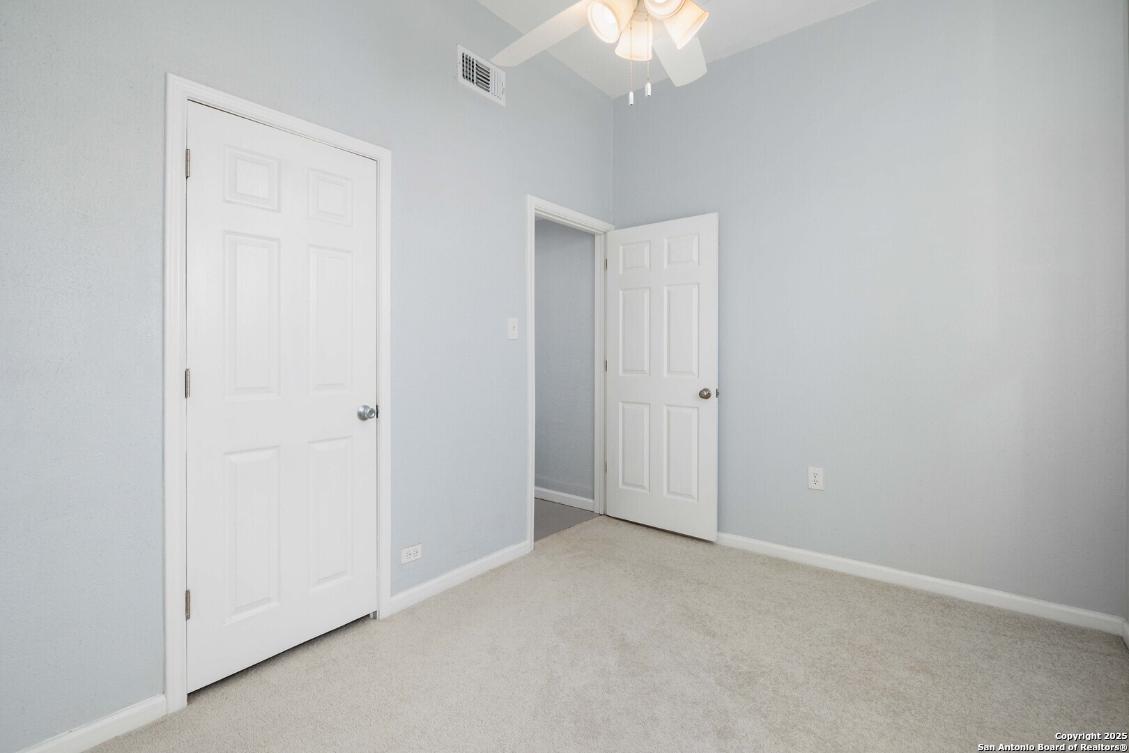 109 Blue Bonnet San Antonio TX 78202