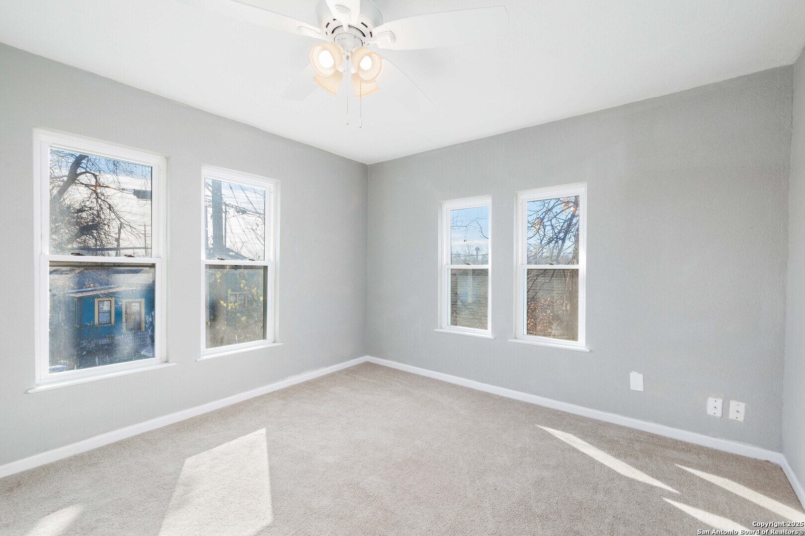 109 Blue Bonnet San Antonio TX 78202
