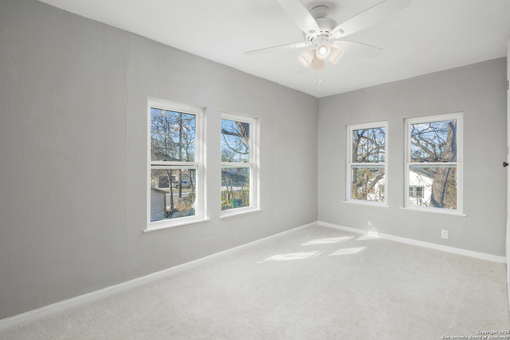 109 Blue Bonnet San Antonio TX 78202