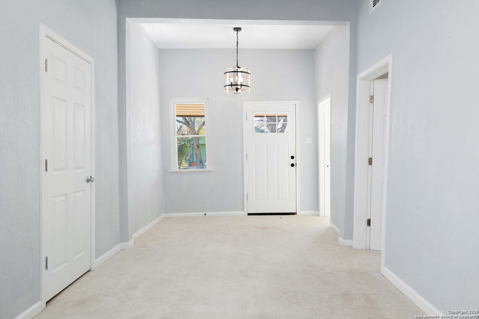 109 Blue Bonnet San Antonio TX 78202
