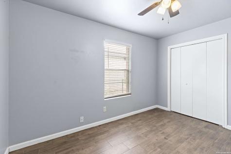 12231 - 12233 Maverick Bluff San Antonio TX 78247