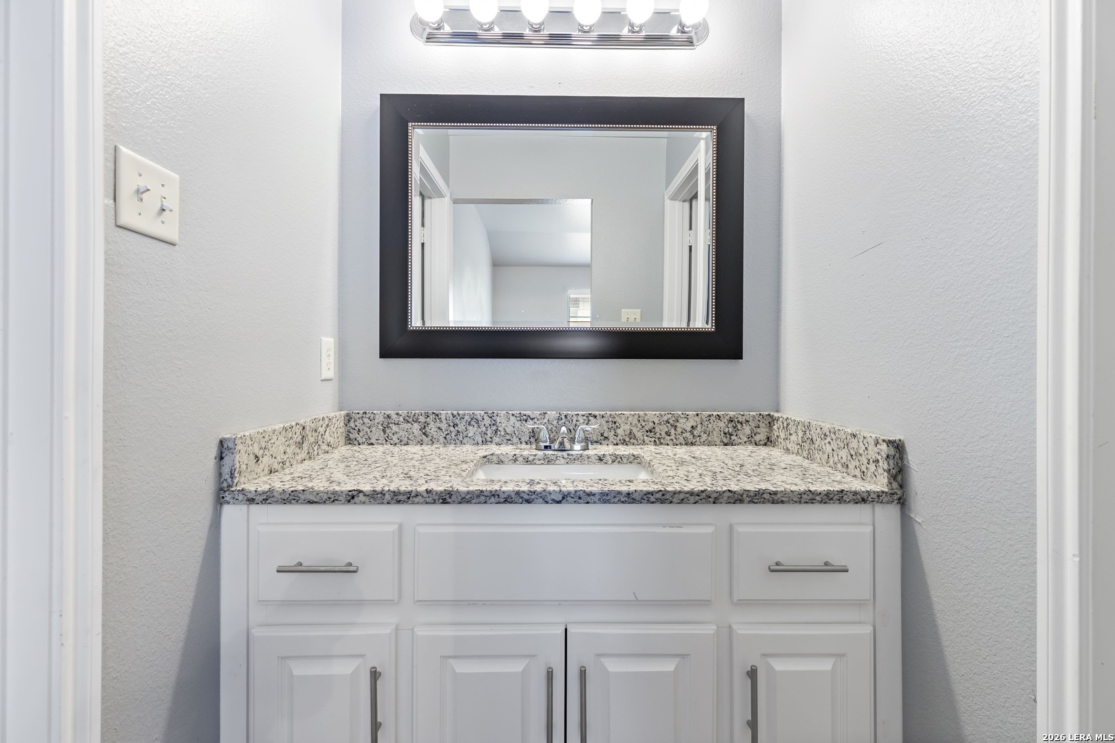 12231 - 12233 Maverick Bluff San Antonio TX 78247