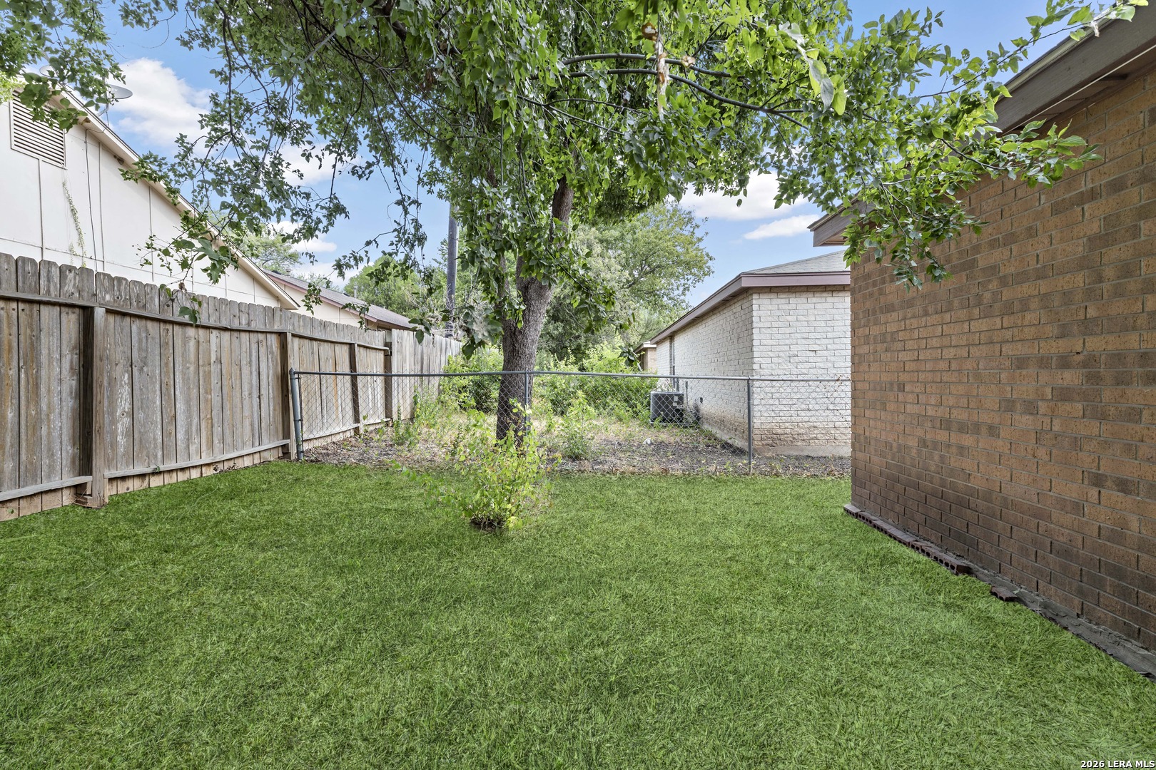 12231 - 12233 Maverick Bluff San Antonio TX 78247