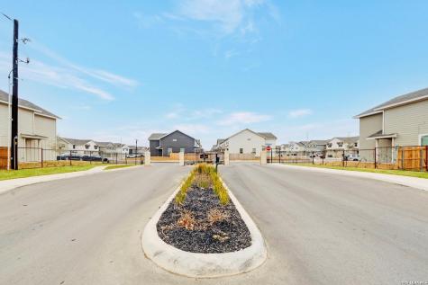 2527 Lynwood Bend San Antonio TX 78245