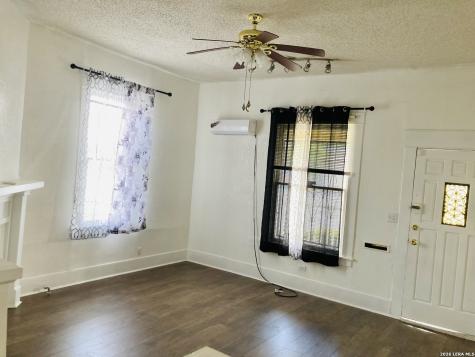 1108 Fresno San Antonio TX 78201