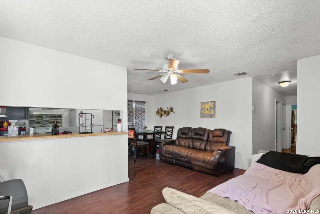 2007 E Drexel Avenue San Antonio TX 78210