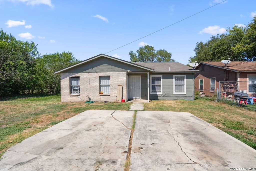 2007 E Drexel Avenue San Antonio TX 78210