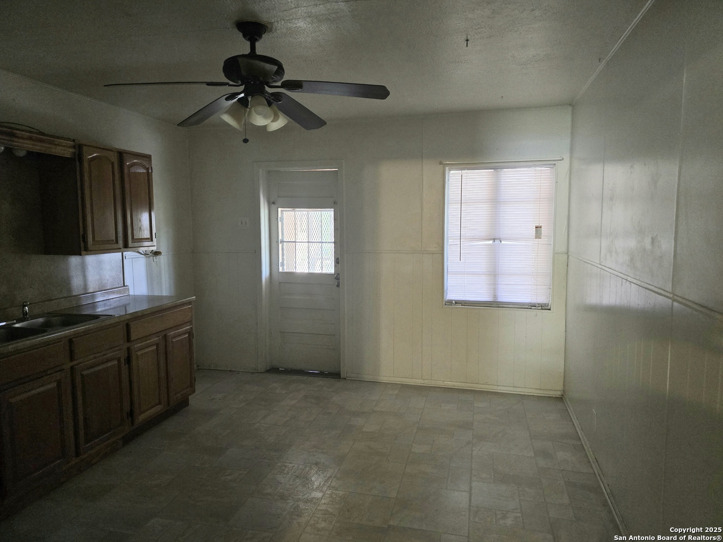 122 Roesler San Antonio TX 78220