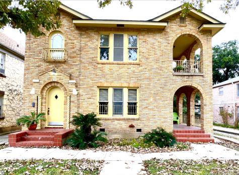 325 E Rosewood Avenue San Antonio TX 78212