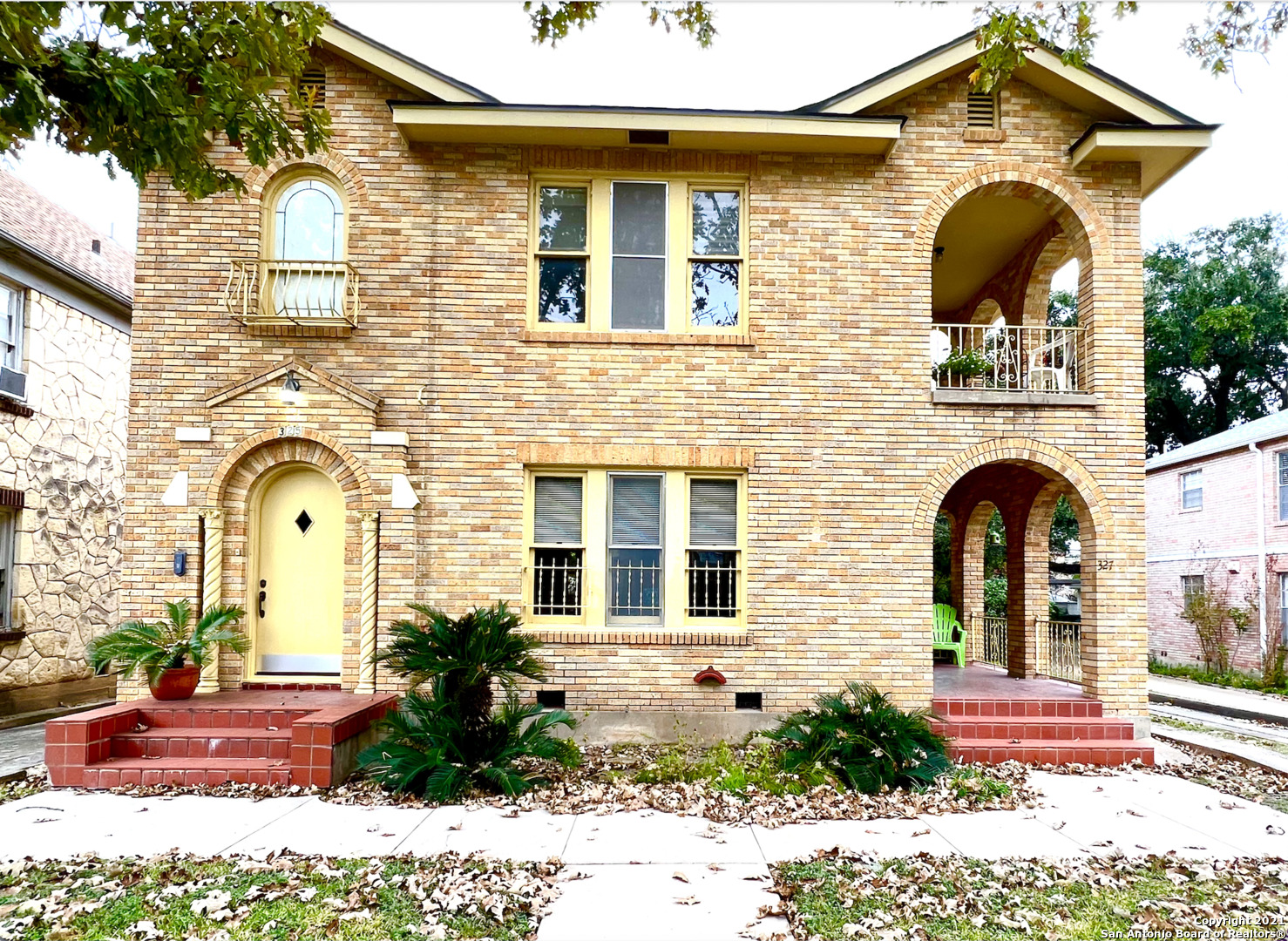 325 E Rosewood Avenue San Antonio TX 78212