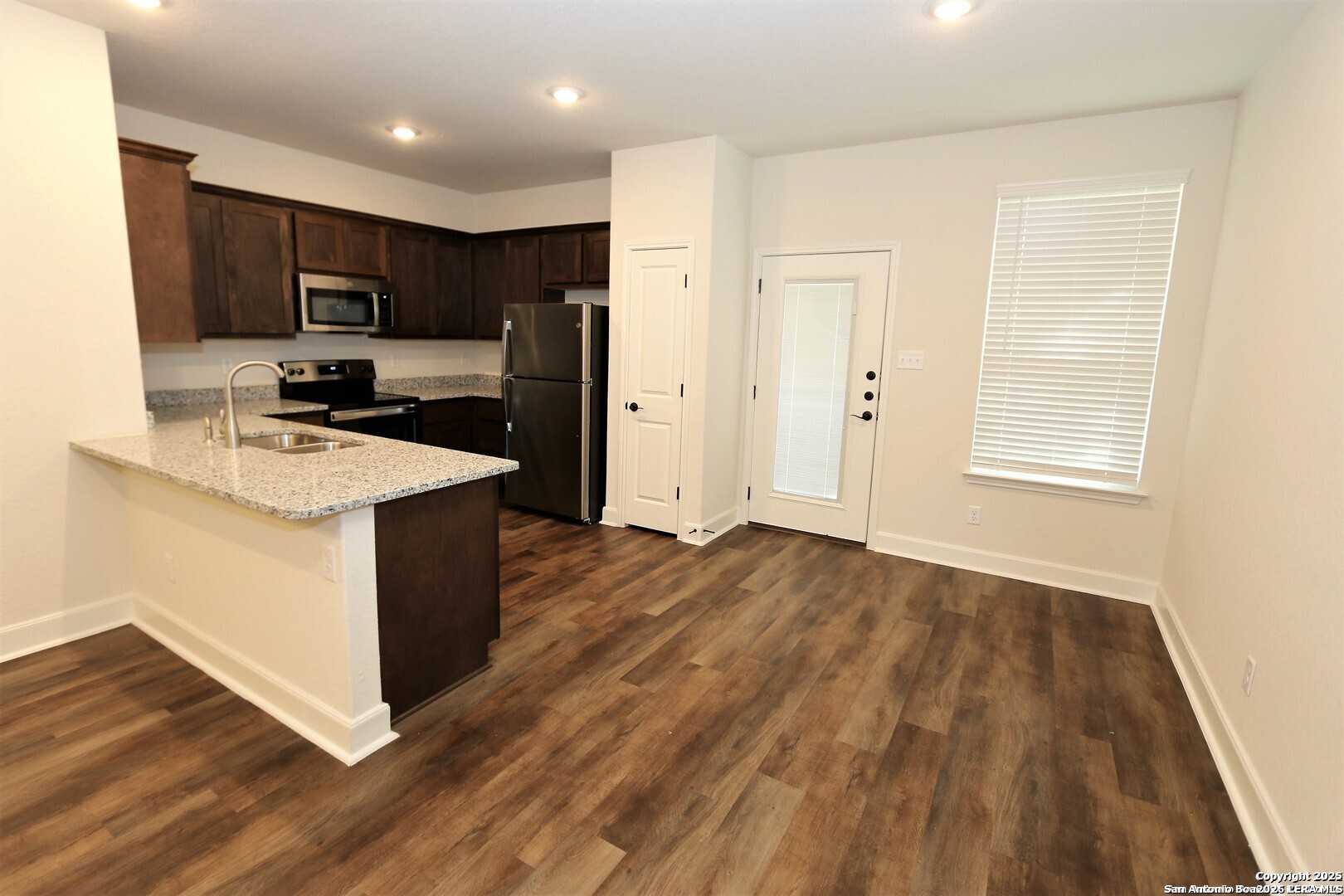 10310 Lynwood Village San Antonio TX 78245