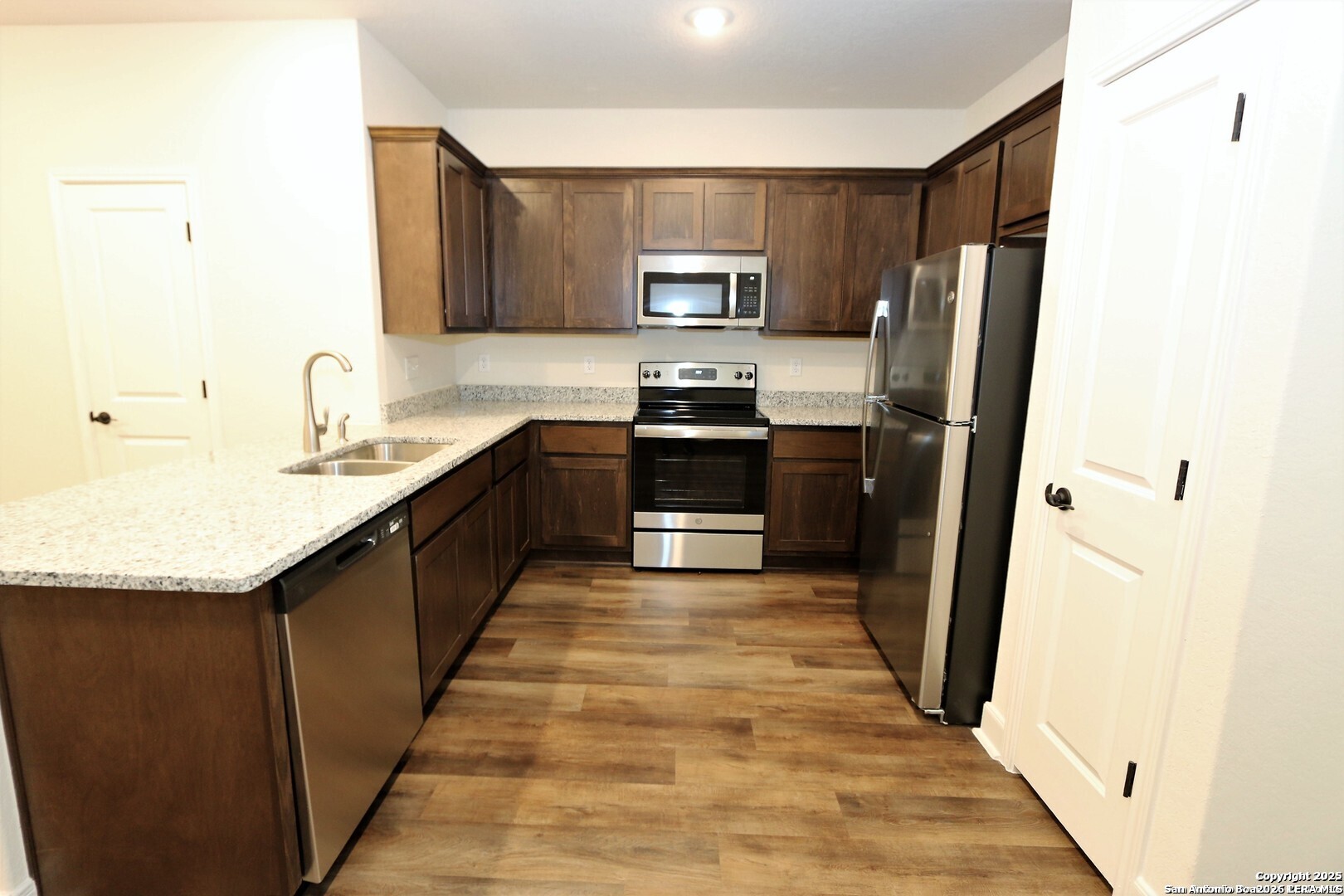10310 Lynwood Village San Antonio TX 78245