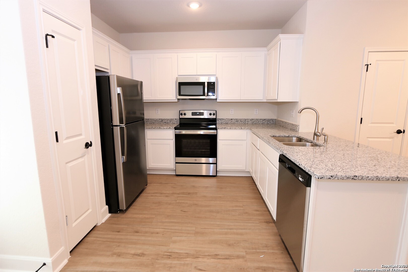 10310 Lynwood Village San Antonio TX 78245
