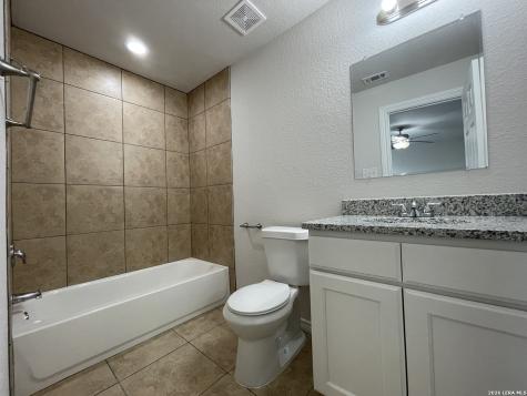7311 Colina Way Converse TX 78109