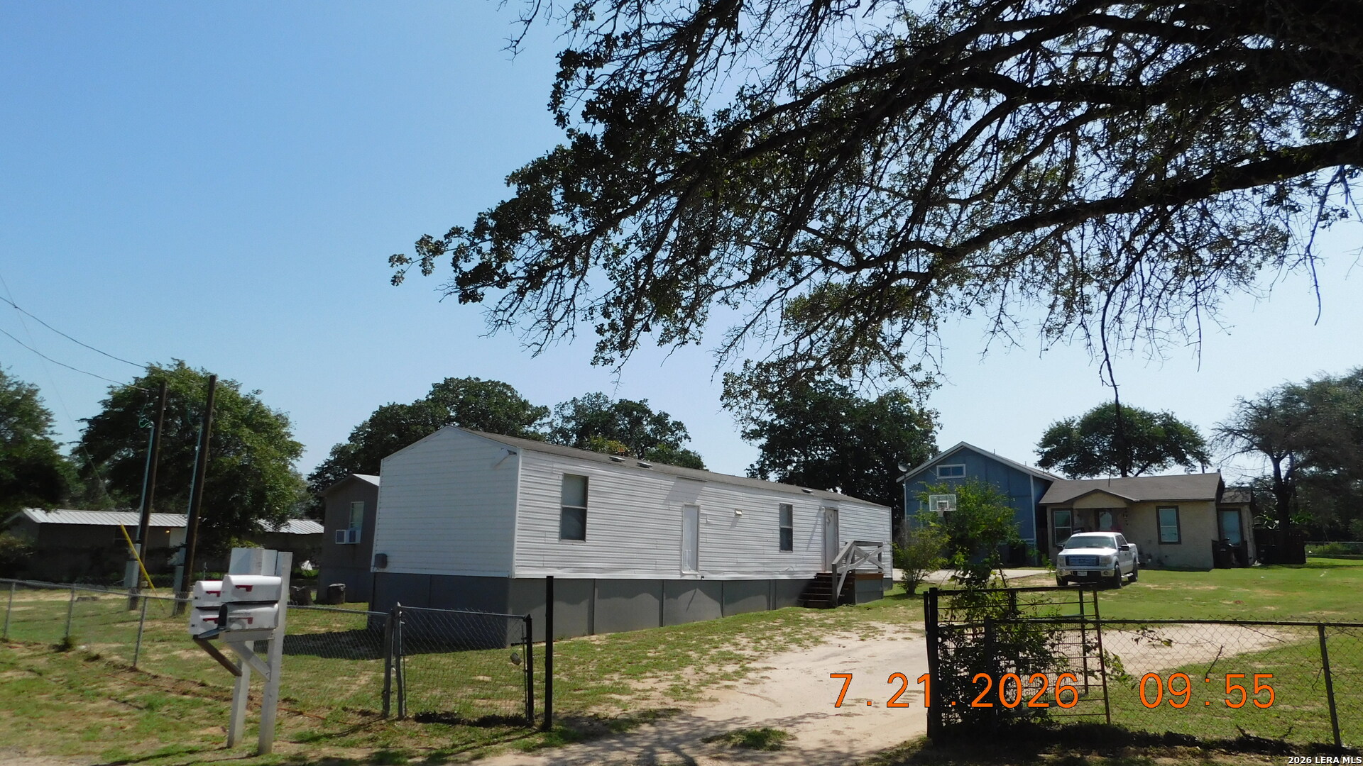 425 Post Oak Road Poteet TX 78065