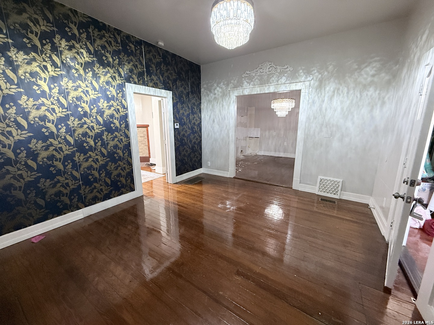 1030 W Huisache Avenue San Antonio TX 78201