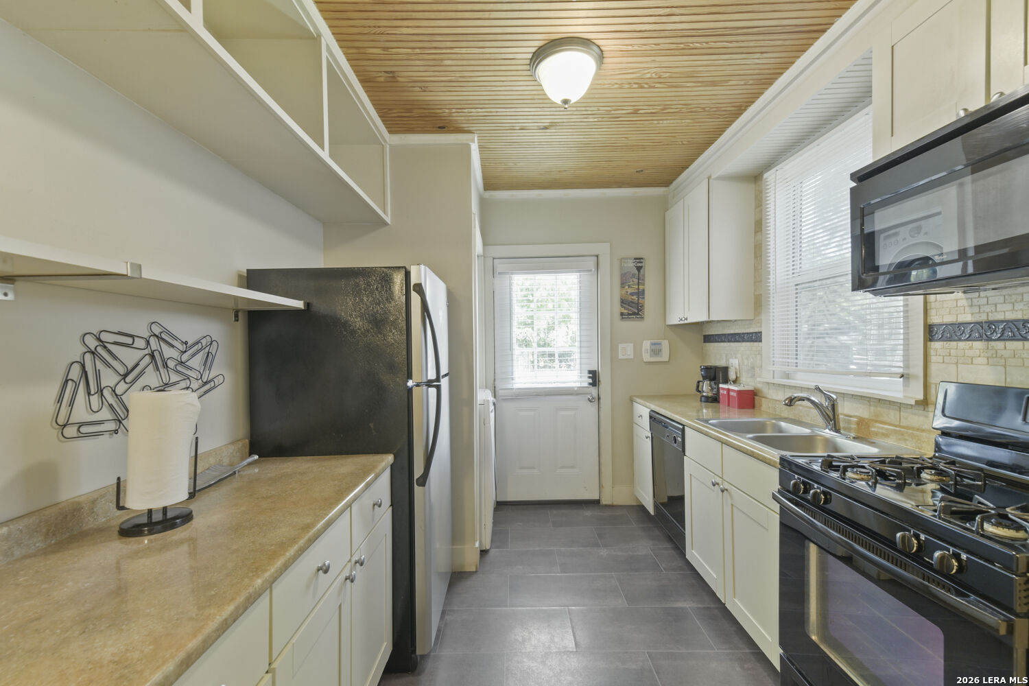125 Paso Hondo San Antonio TX 78202