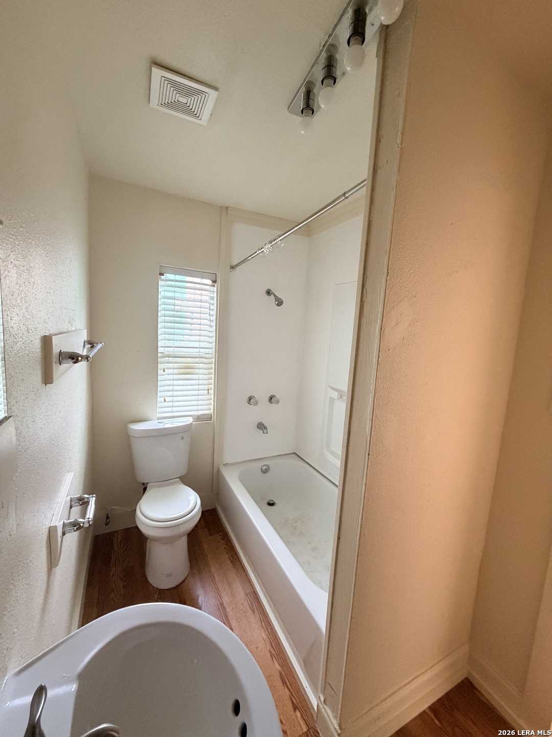 1522 Gibbs San Antonio TX 78202