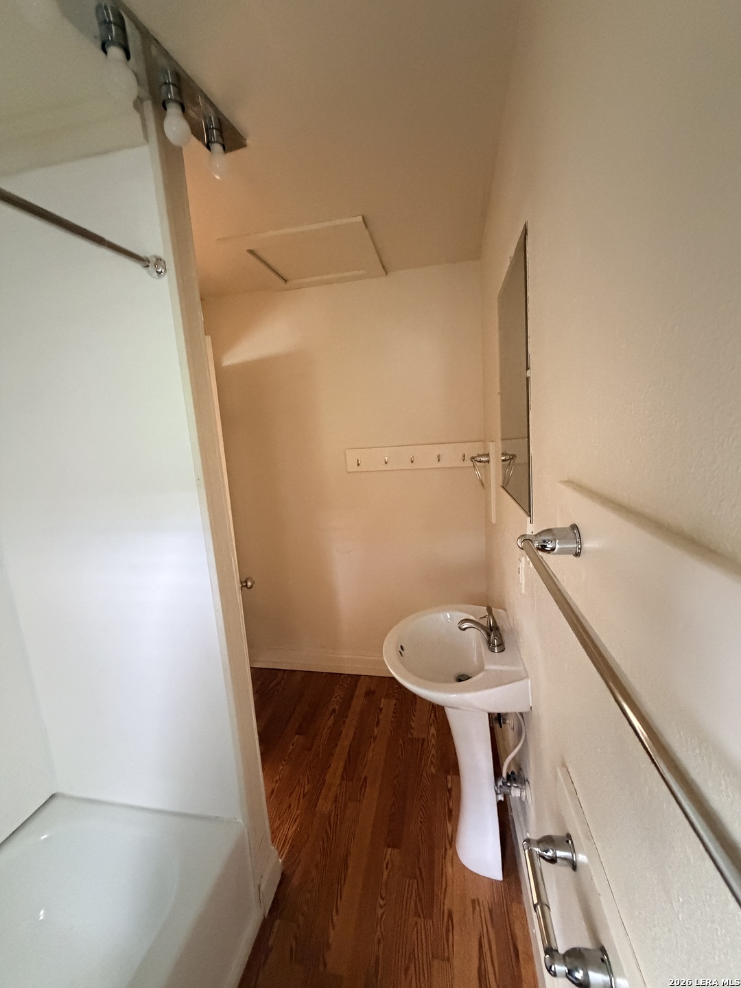 1522 Gibbs San Antonio TX 78202