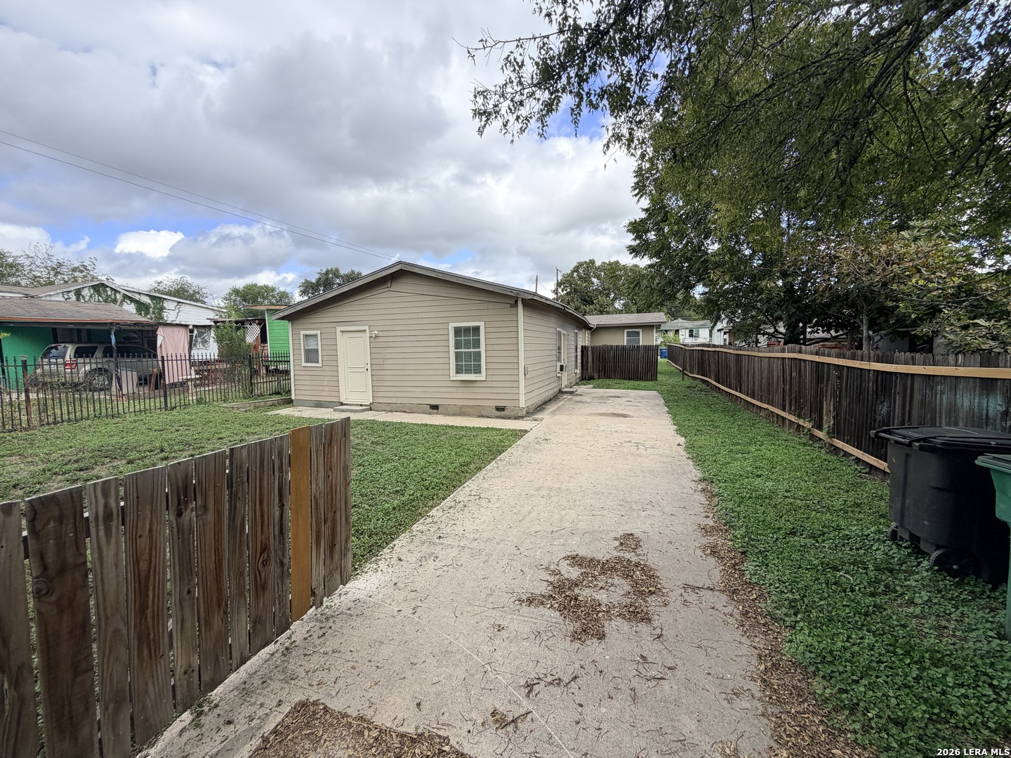 1522 Gibbs San Antonio TX 78202