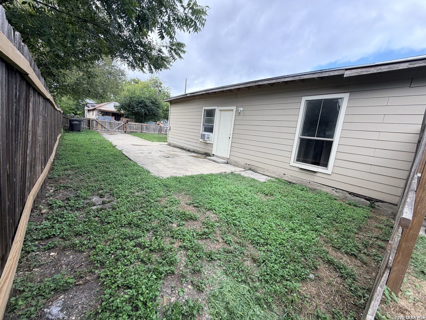 1522 Gibbs San Antonio TX 78202