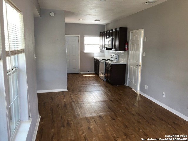 102 Bailey Avenue San Antonio TX 78210