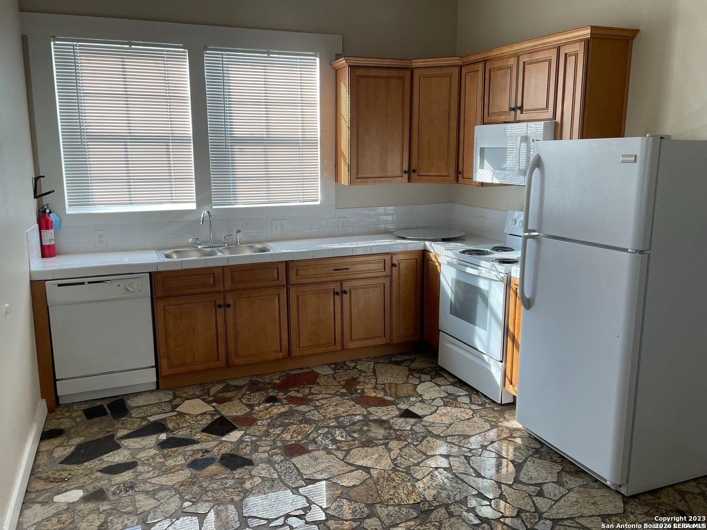 102 Bailey Avenue San Antonio TX 78210