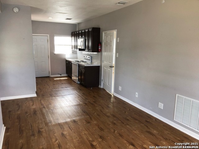 102 Bailey Avenue San Antonio TX 78210