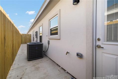 1322 Beverly Avenue Weslaco TX 78596