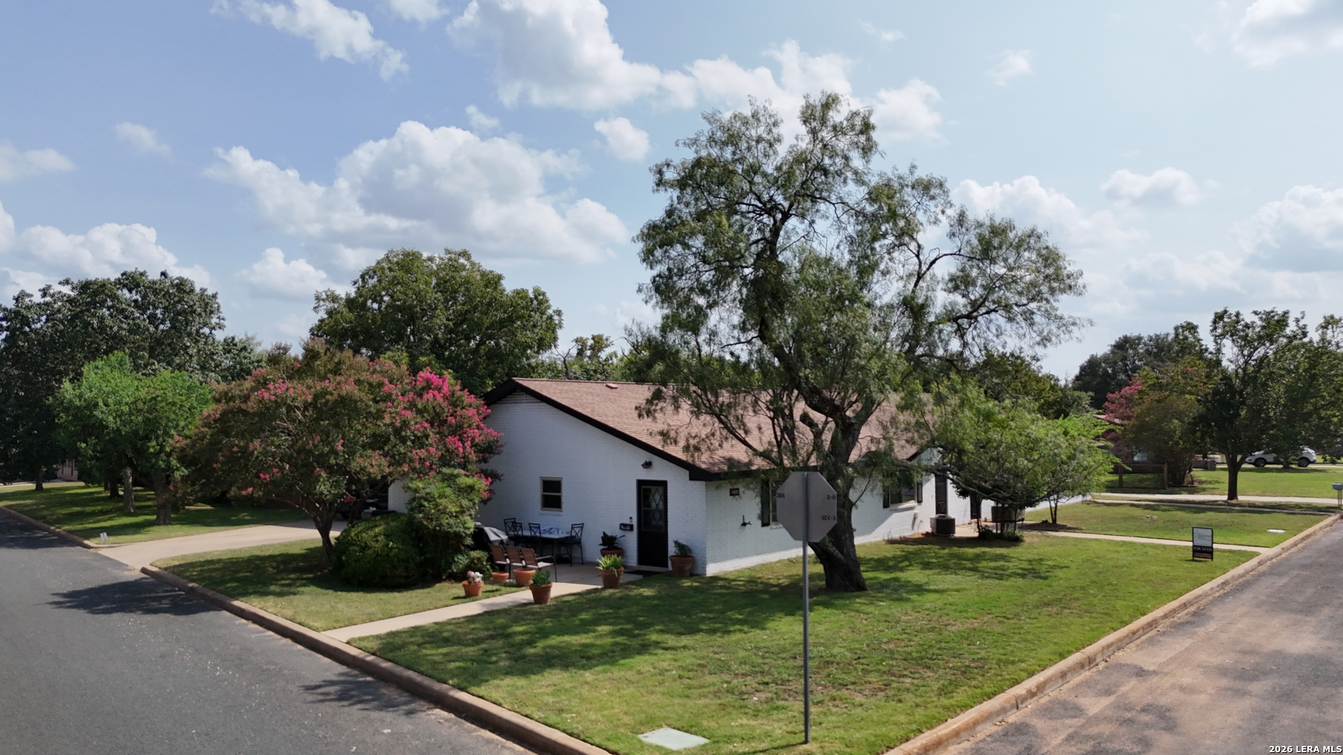 1405 N Crockett Street Fredericksburg TX 78624