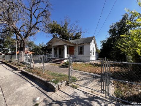 1230 Saltillo Street San Antonio TX 78207