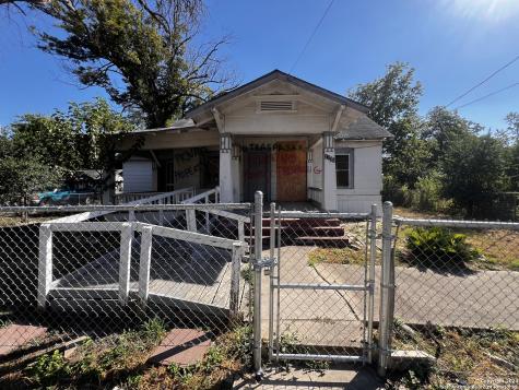 1230 Saltillo Street San Antonio TX 78207