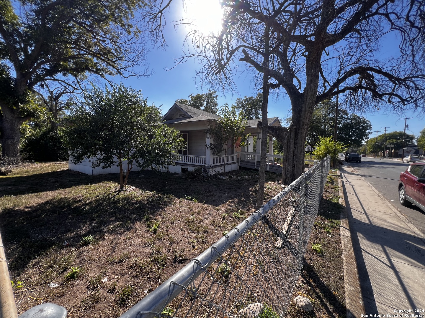 1230 Saltillo Street San Antonio TX 78207