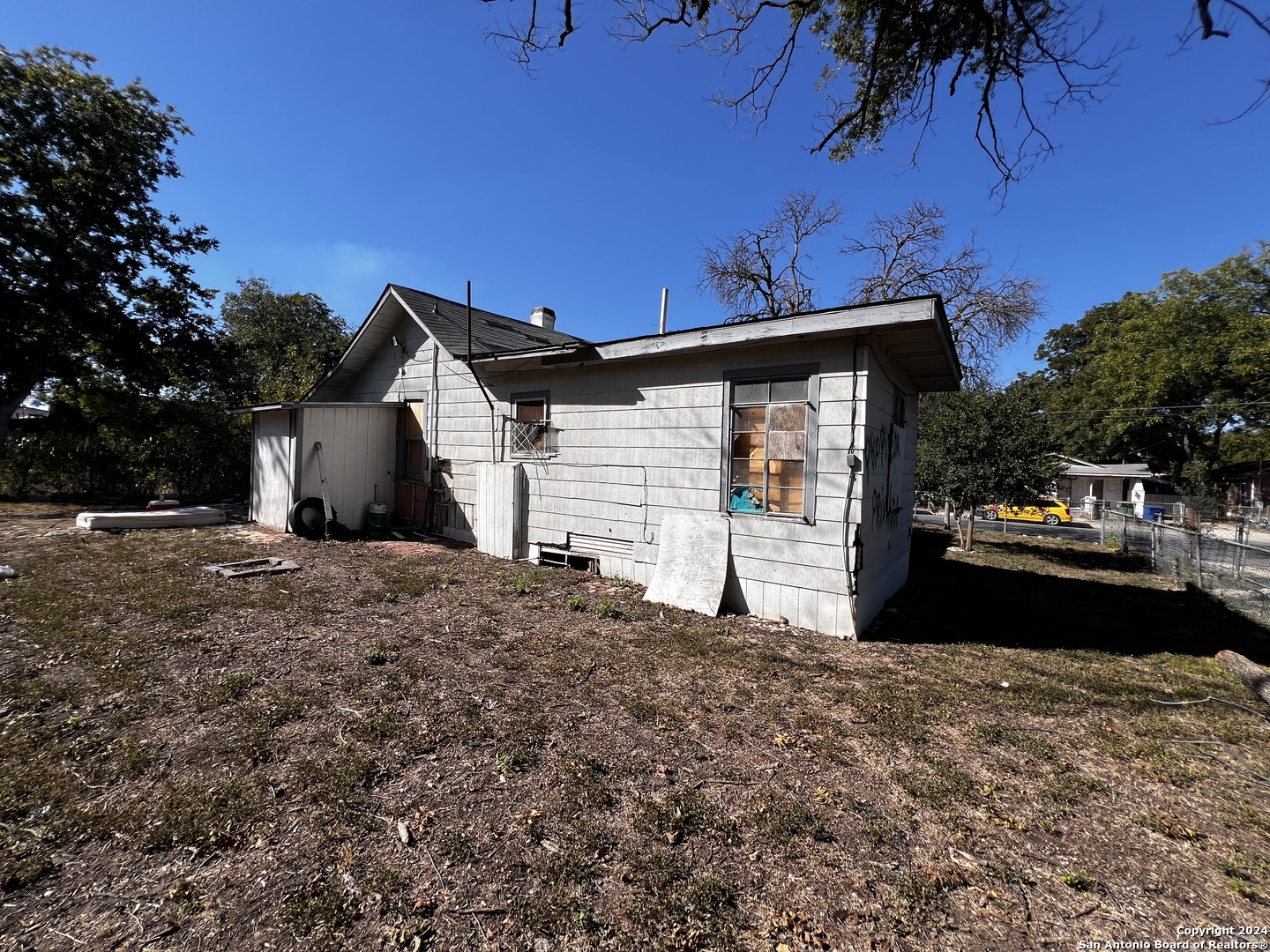 1230 Saltillo Street San Antonio TX 78207