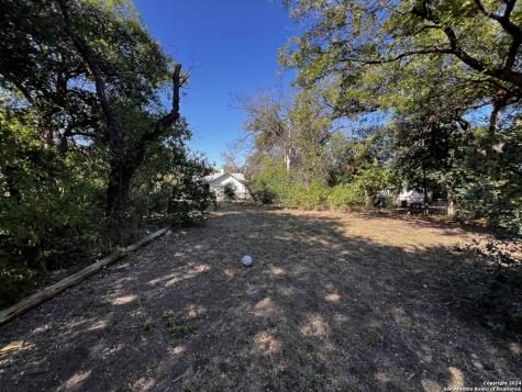 1230 Saltillo Street San Antonio TX 78207