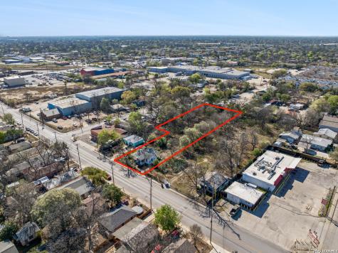 1230 Saltillo Street San Antonio TX 78207