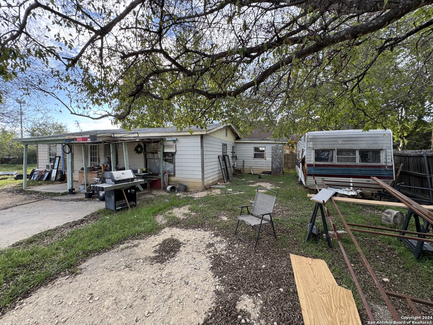 228 W Ansley Boulevard San Antonio TX 78221