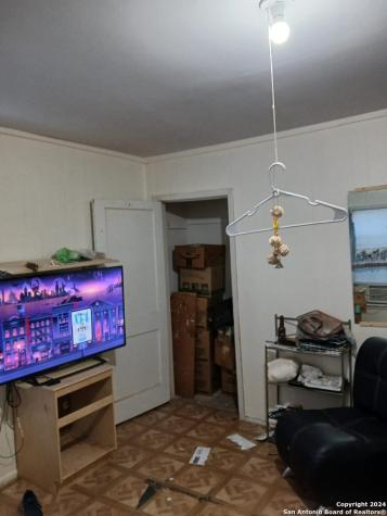 228 W Ansley Boulevard San Antonio TX 78221