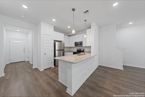 6010 Shashi Place San Antonio TX 78244