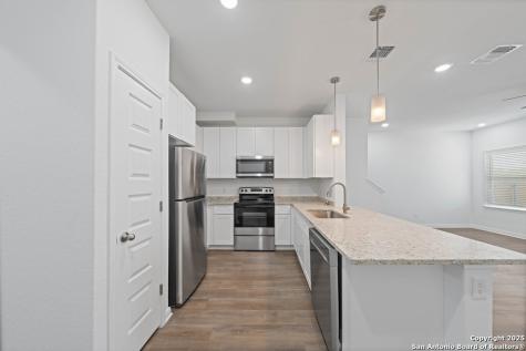 6010 Shashi Place San Antonio TX 78244