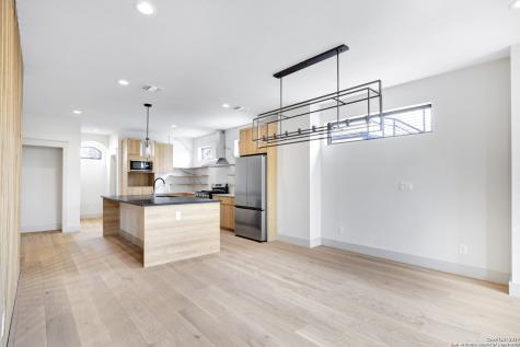 218 Pinckney Street San Antonio TX 78209