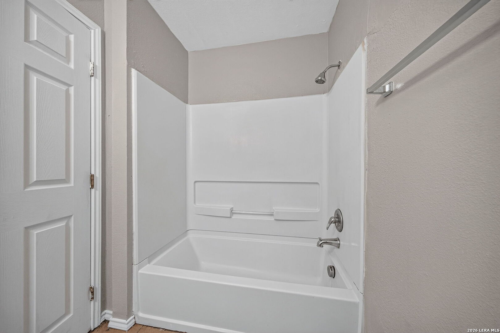 768 Avondale #3 San Antonio TX 78223