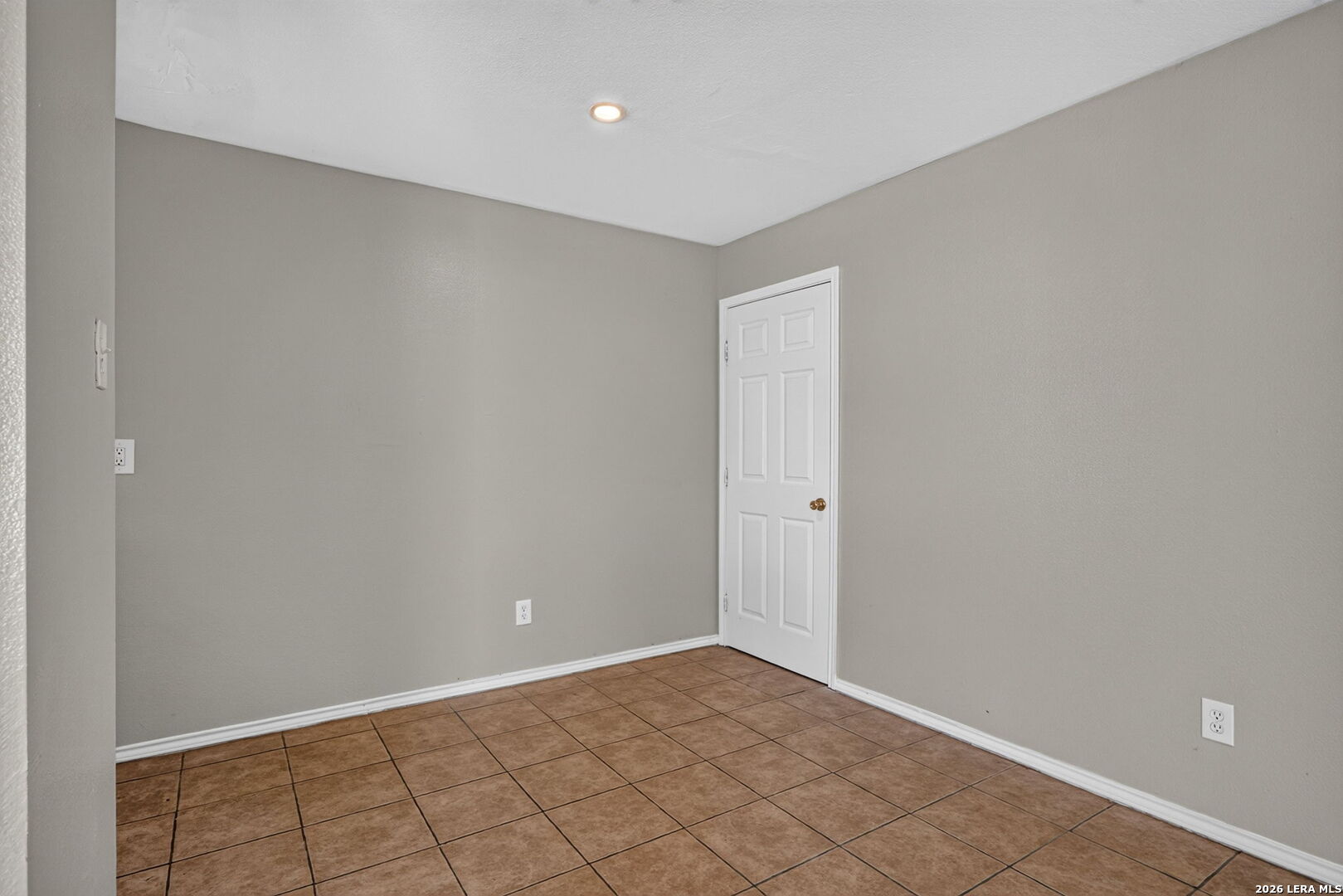 768 Avondale #3 San Antonio TX 78223