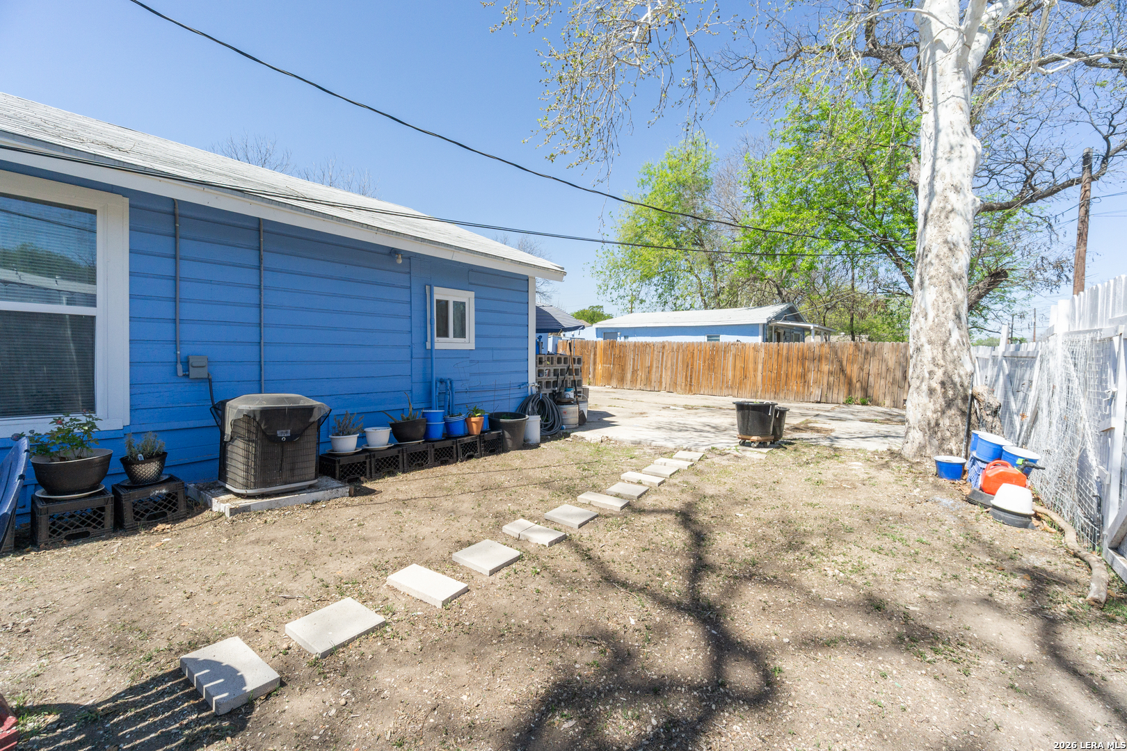 1203 Vickers San Antonio TX 78211
