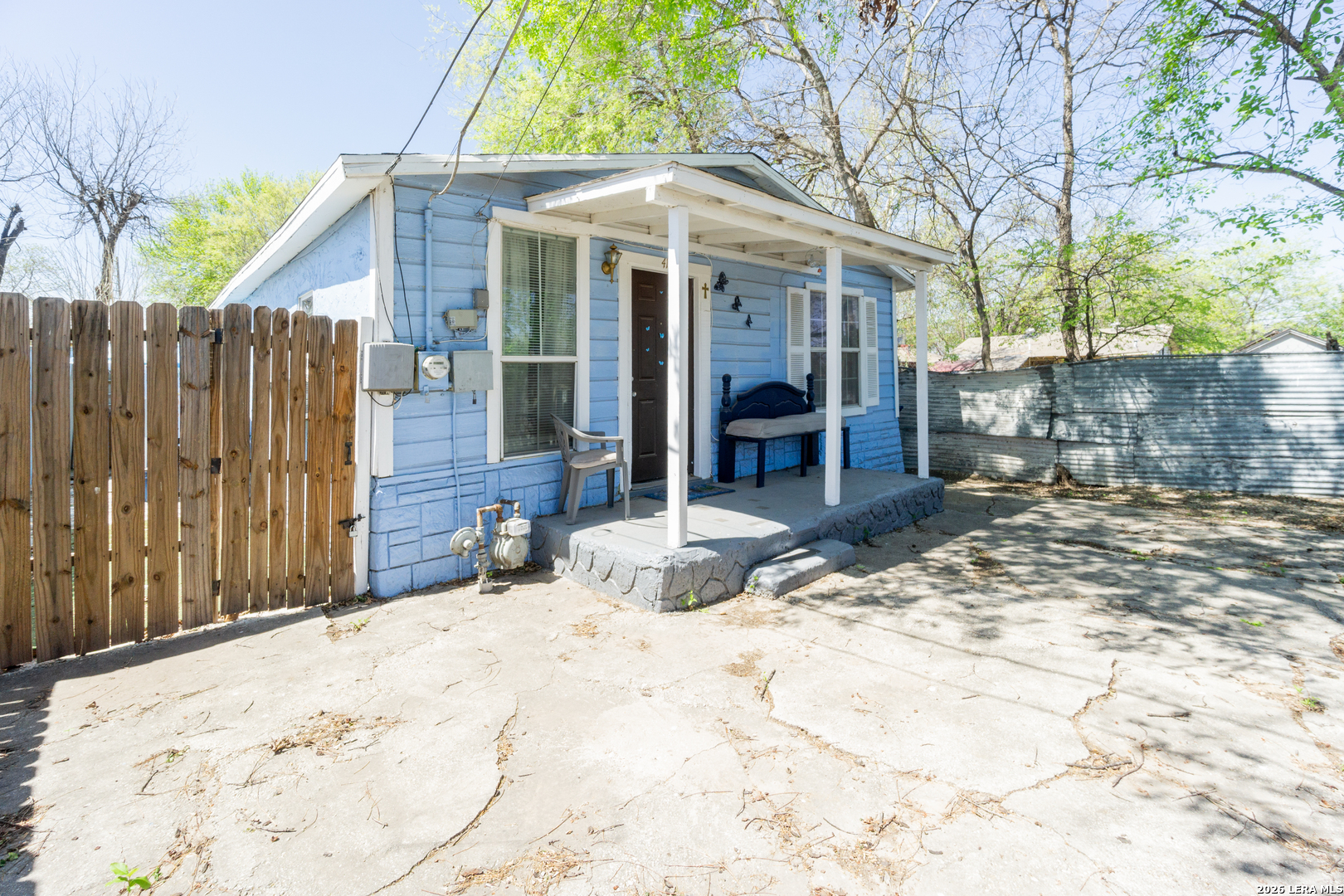 1203 Vickers San Antonio TX 78211