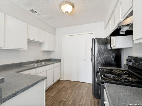 7519 Windsor Oaks San Antonio TX 78239