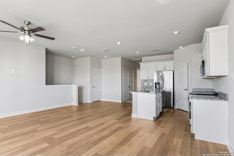 7137 Magnolia Creek San Antonio TX 78252