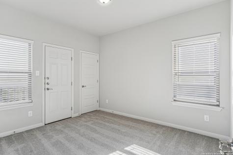 7137 Magnolia Creek San Antonio TX 78252